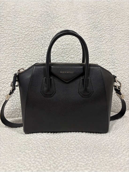 Givenchy Handbags - Givenchy Black Leather Top-Handle Satchel with Detachable Strap
